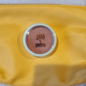 Pixi by petra blush